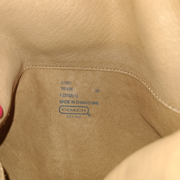 Coach Trudie - Picture 7 of 8